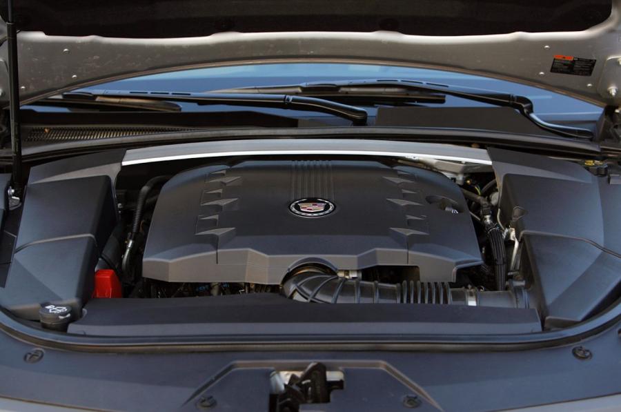  Cadillac CTS Coupe 2011 года  (фото 36 из 128)